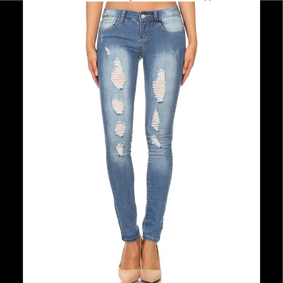 Wax Jean Denim - NWOT Wax Distressed Jeans